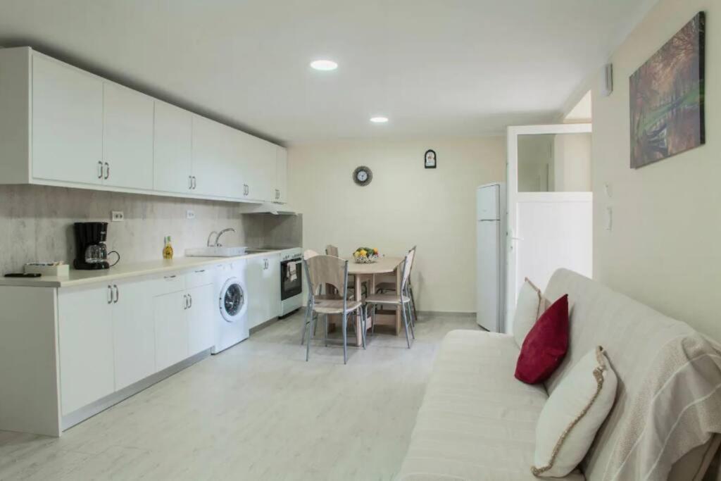 Newly Reconstructed Flat 107Sqm! Διαμέρισμα Χανιά Εξωτερικό φωτογραφία